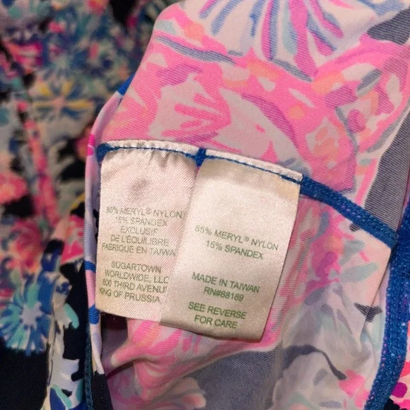 Lilly Pulitzer Luxletic JUSTINE CROP Half Zip Rash Guard Turtle Amazement XS - Picture 4 of 6